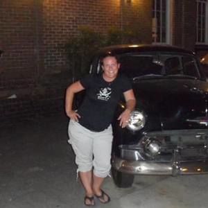 Meet your Posher, Ellise